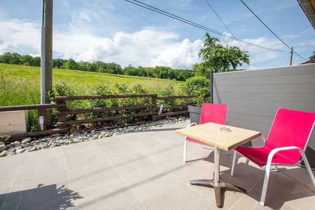 Domaine Des Ecuries - Appartements Meubles A Talloires Bagian luar foto